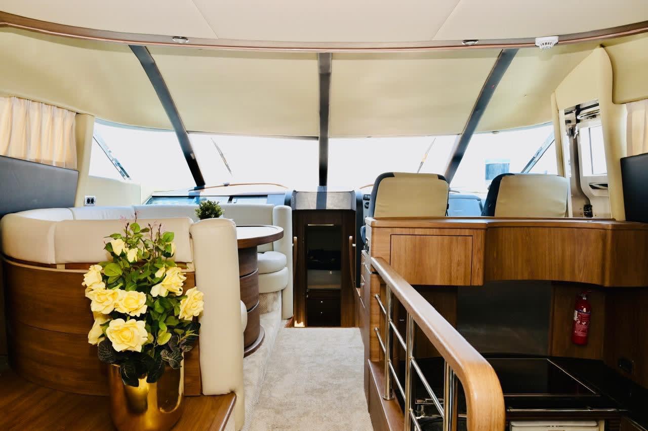FAIRLINE 11